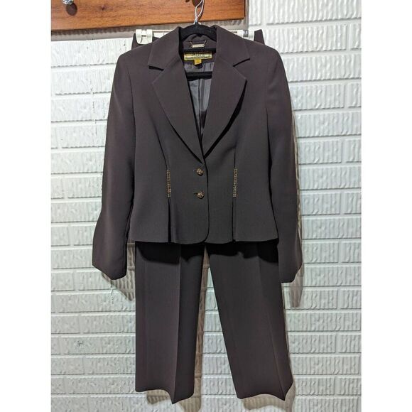 Allen B. Schwartz Women's Brown Polyester Rhinestone Trimmed Pant Suit Size 2 - Picture 6 of 9
